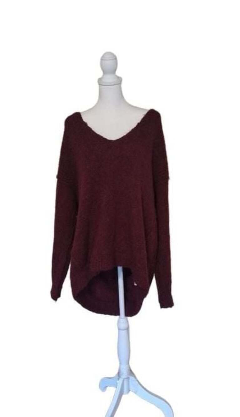 Free People Burgundy Alpaca Blend Oversized V-Neck Boucle Knit Sweater Size L